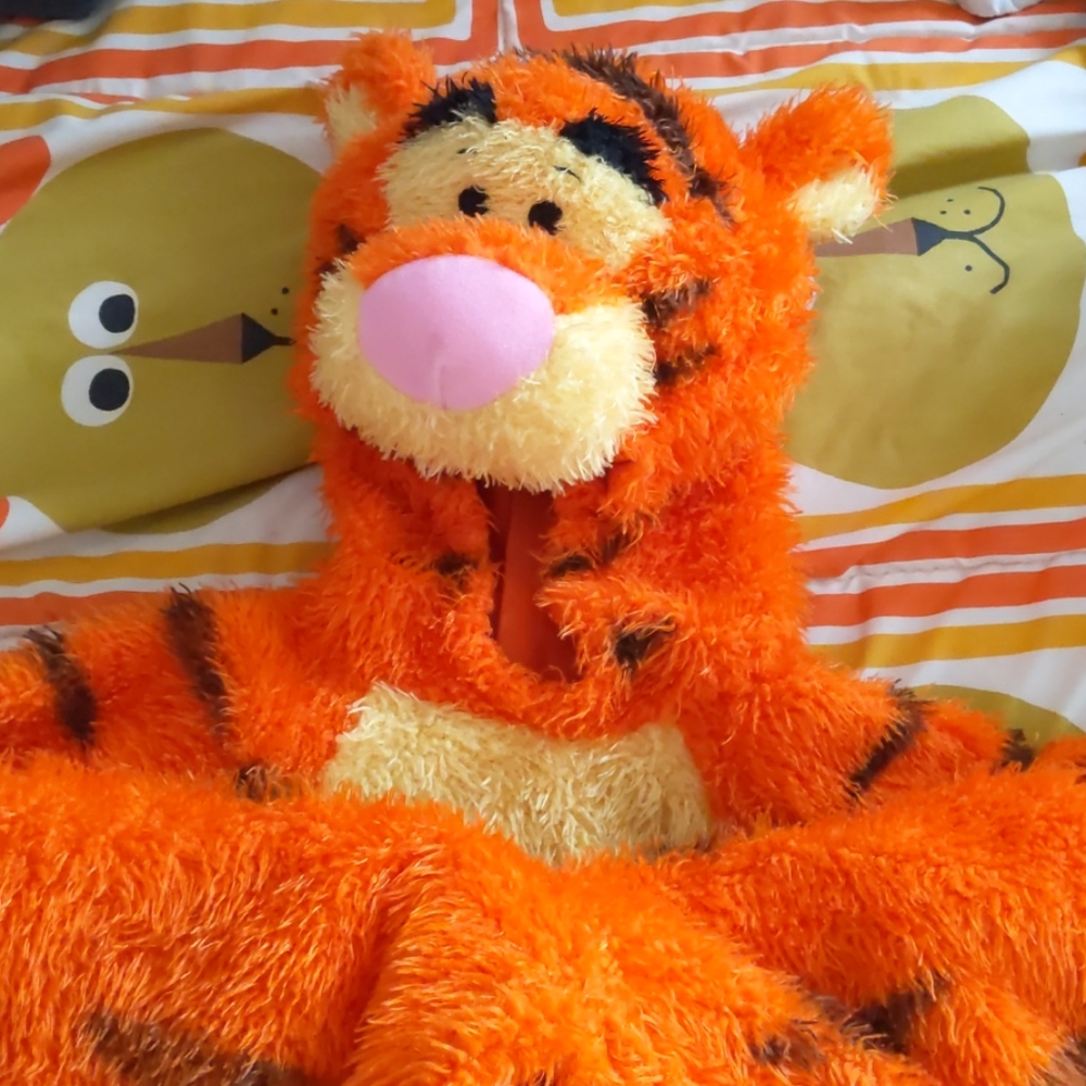 Tigger costume